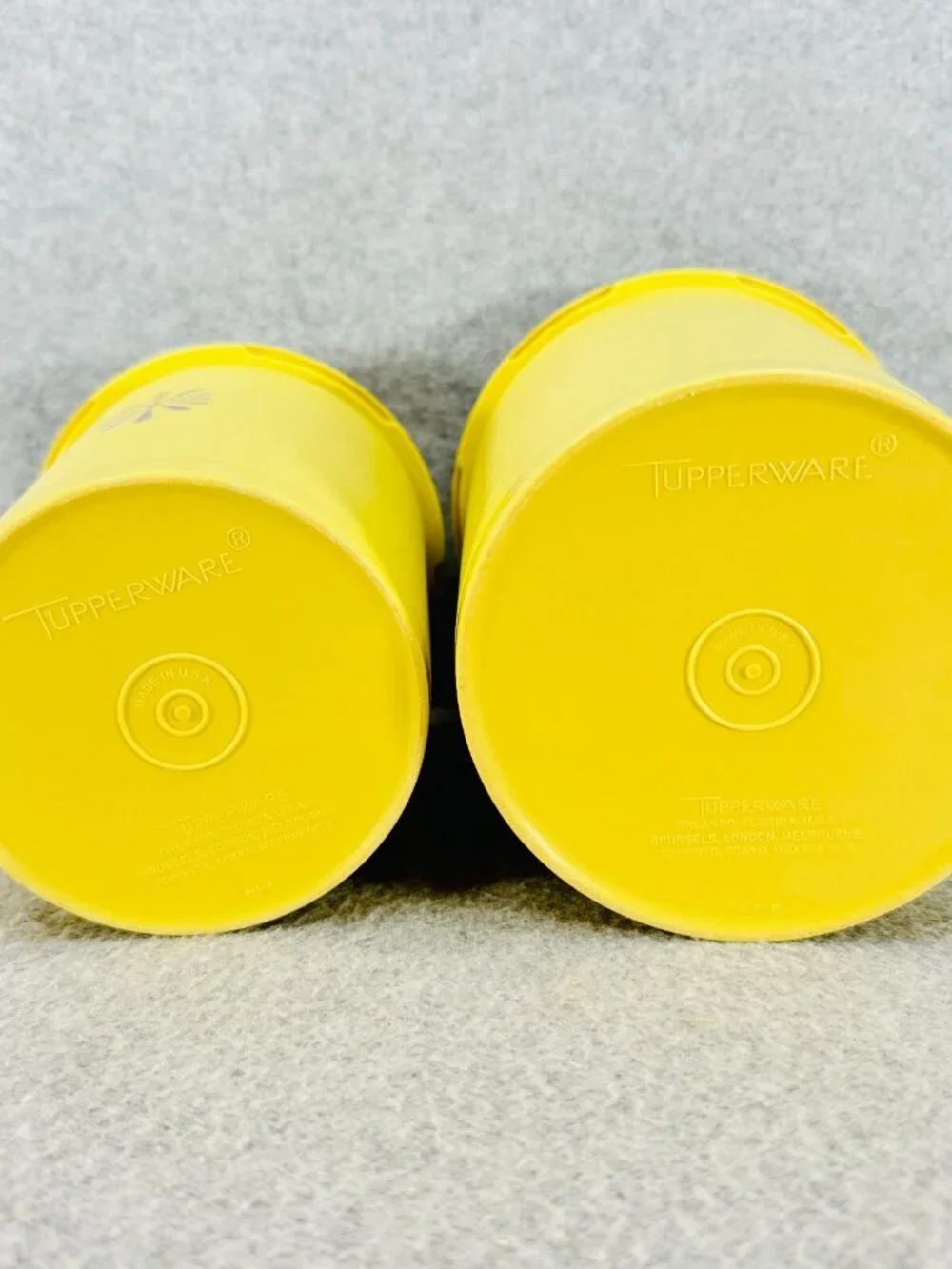 Tupperware Canisters w Lids Lot of 2 Vintage Yellow 811-4 809-6 Plastic Storage